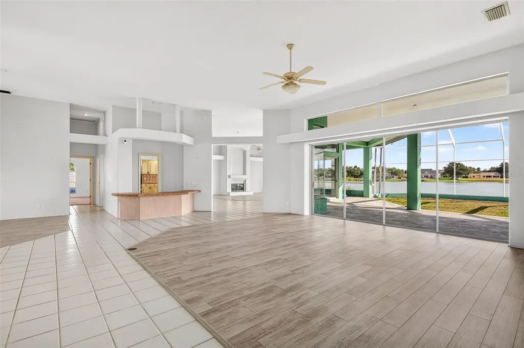 8911 Riverlachen Way Riverview FL 33578