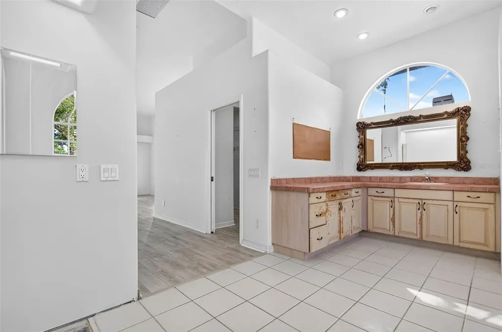 8911 Riverlachen Way Riverview FL 33578