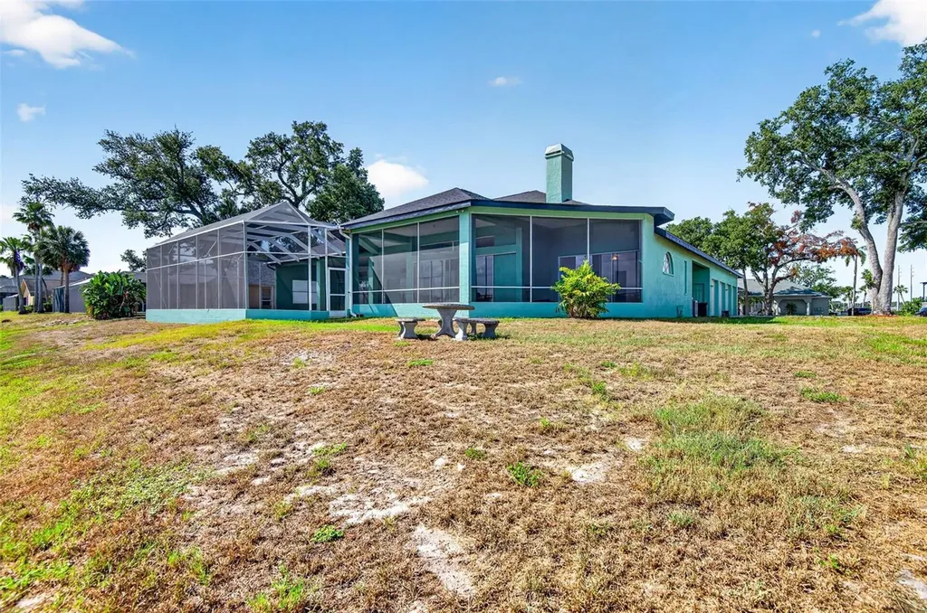 8911 Riverlachen Way Riverview FL 33578