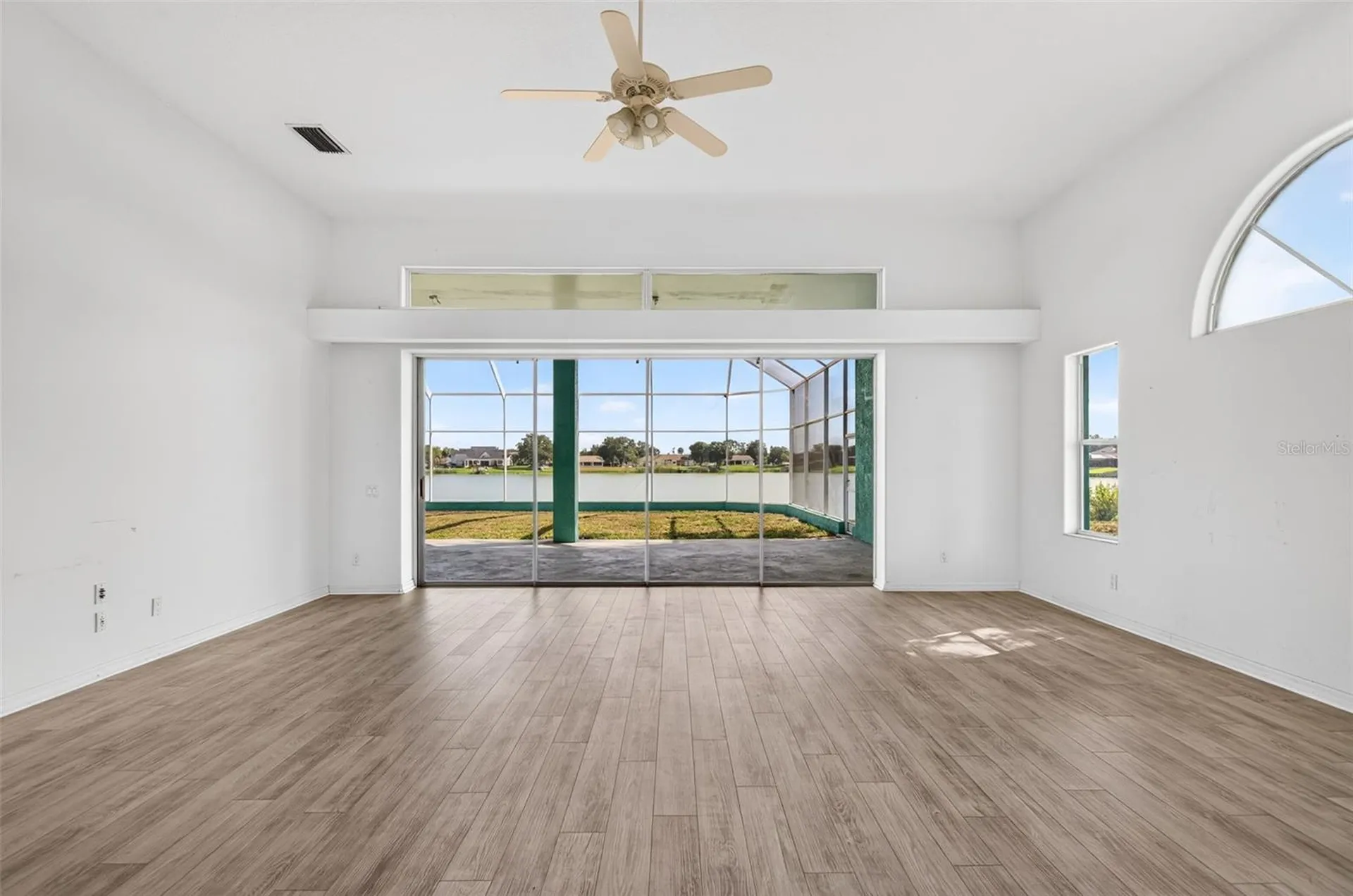 8911 Riverlachen Way Riverview FL 33578