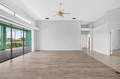 8911 Riverlachen Way Riverview FL 33578