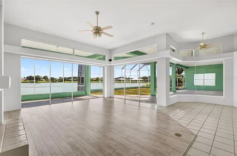 8911 Riverlachen Way Riverview FL 33578
