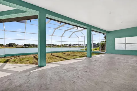 8911 Riverlachen Way Riverview FL 33578