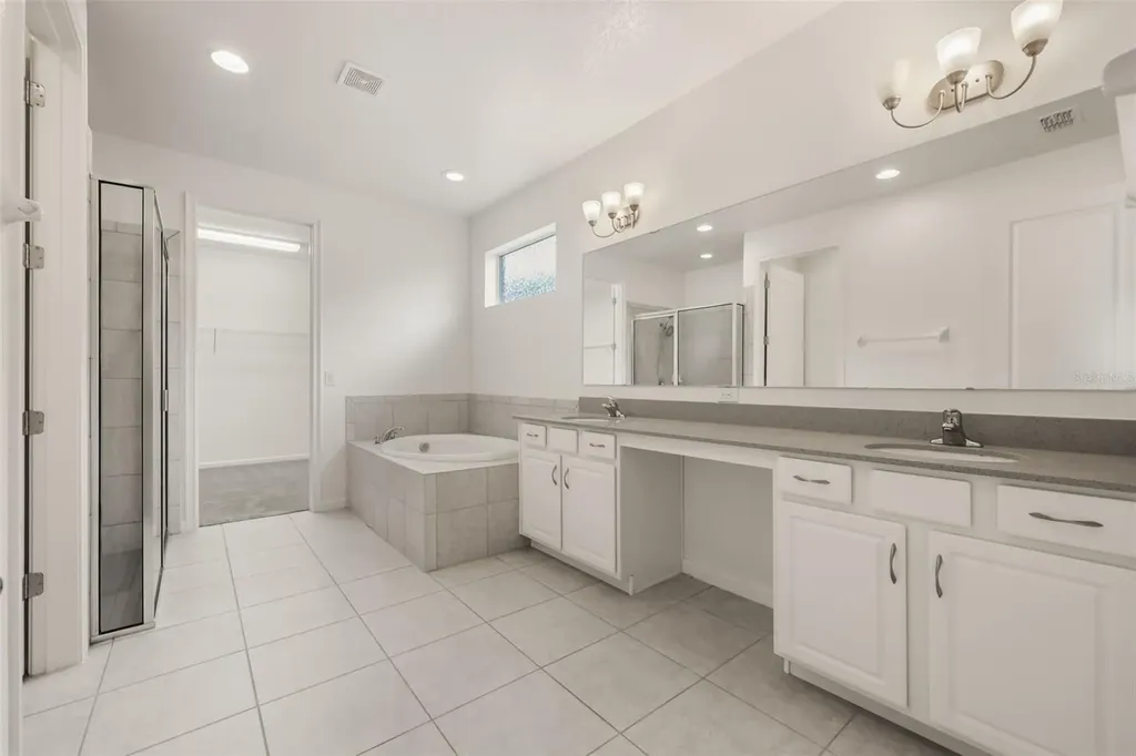 1078 Castlevecchio Loop Orlando FL 32825