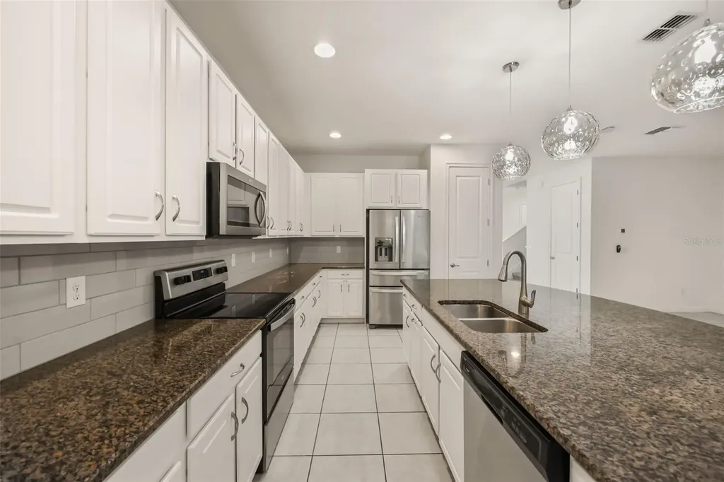 1078 Castlevecchio Loop Orlando FL 32825