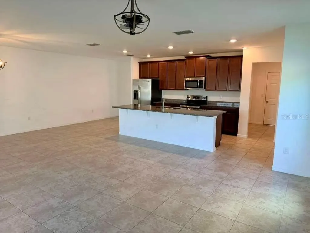 4529 Lake Russell Road Kissimmee FL 34746