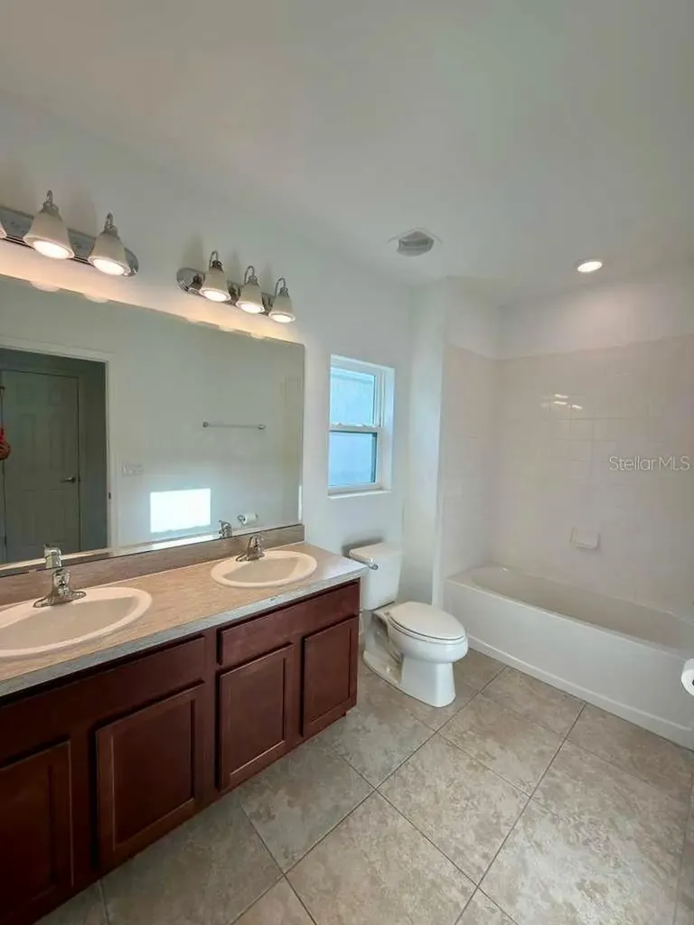 4529 Lake Russell Road Kissimmee FL 34746