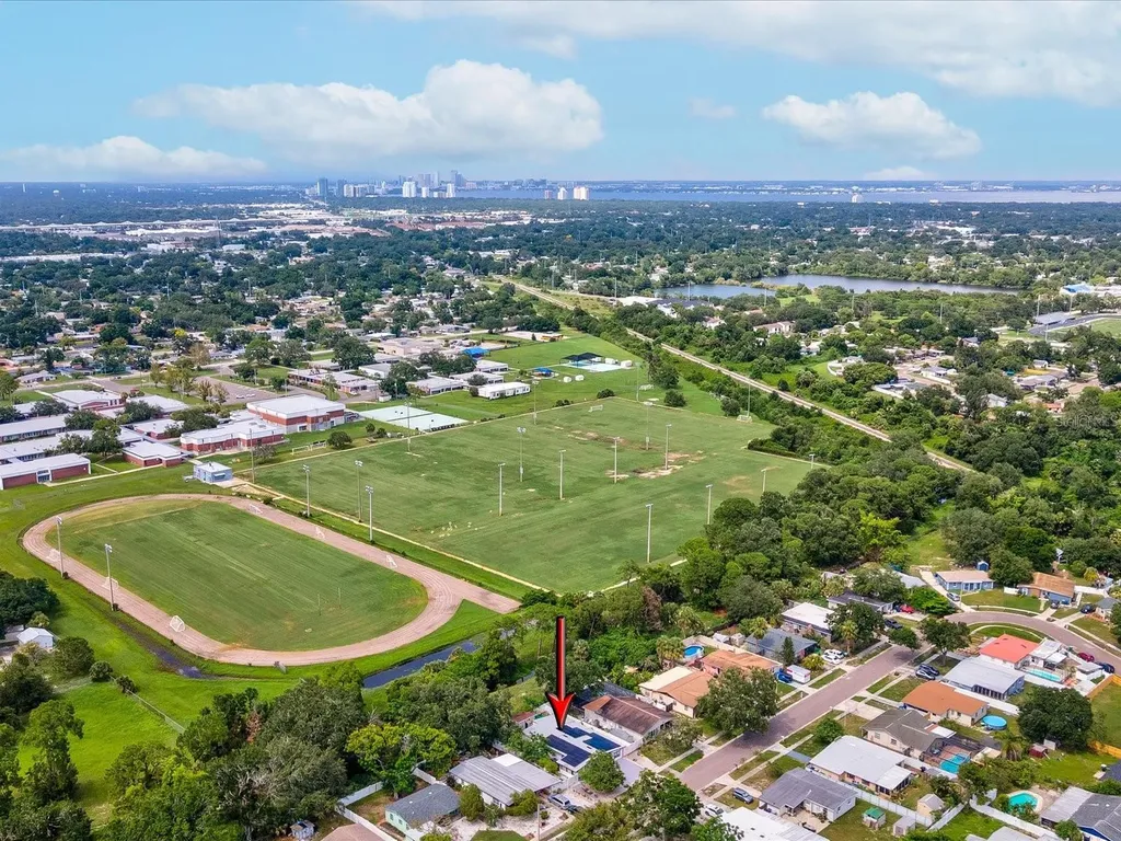 6518 S West Shore Circle Tampa FL 33616