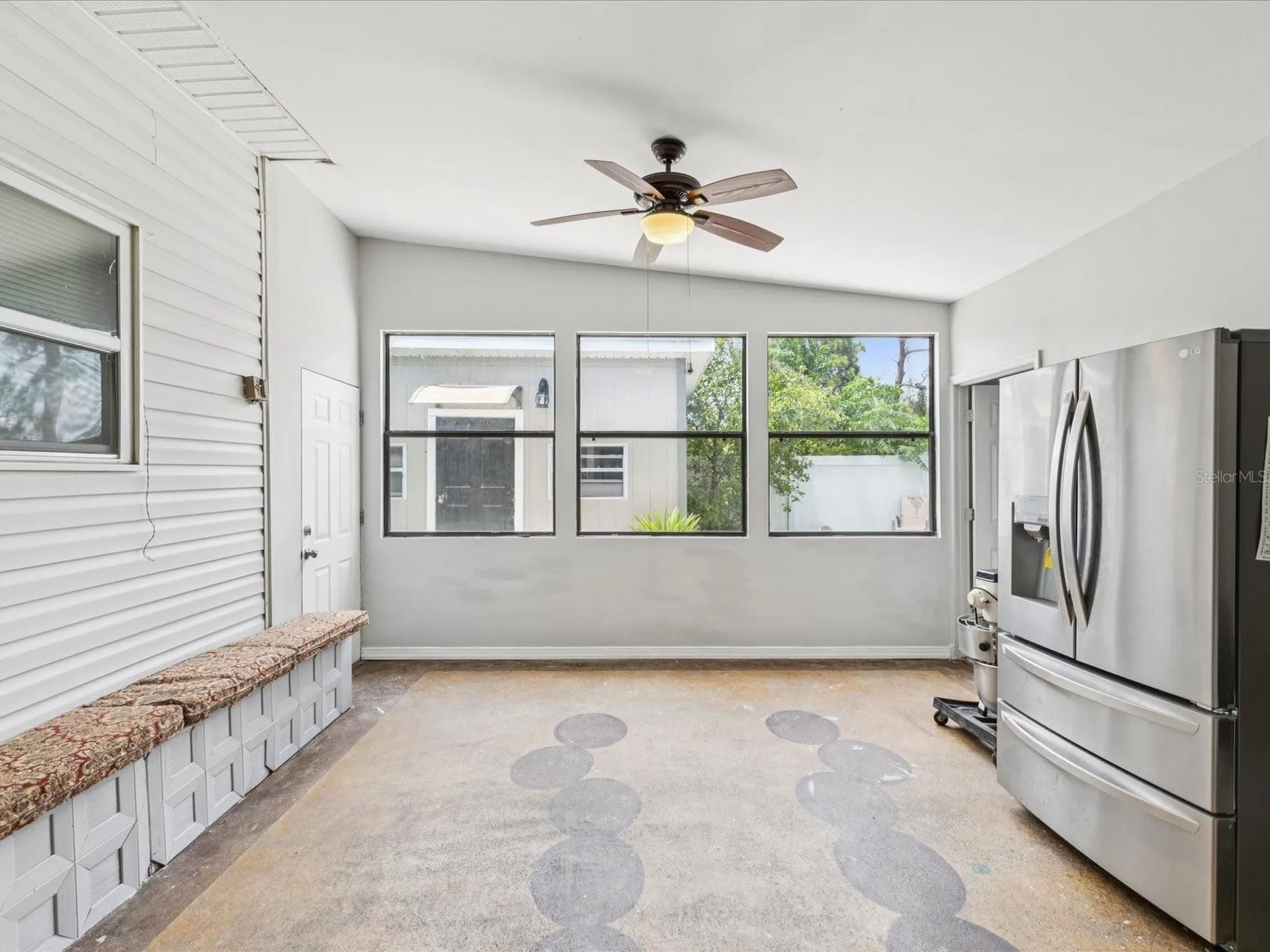 6518 S West Shore Circle Tampa FL 33616