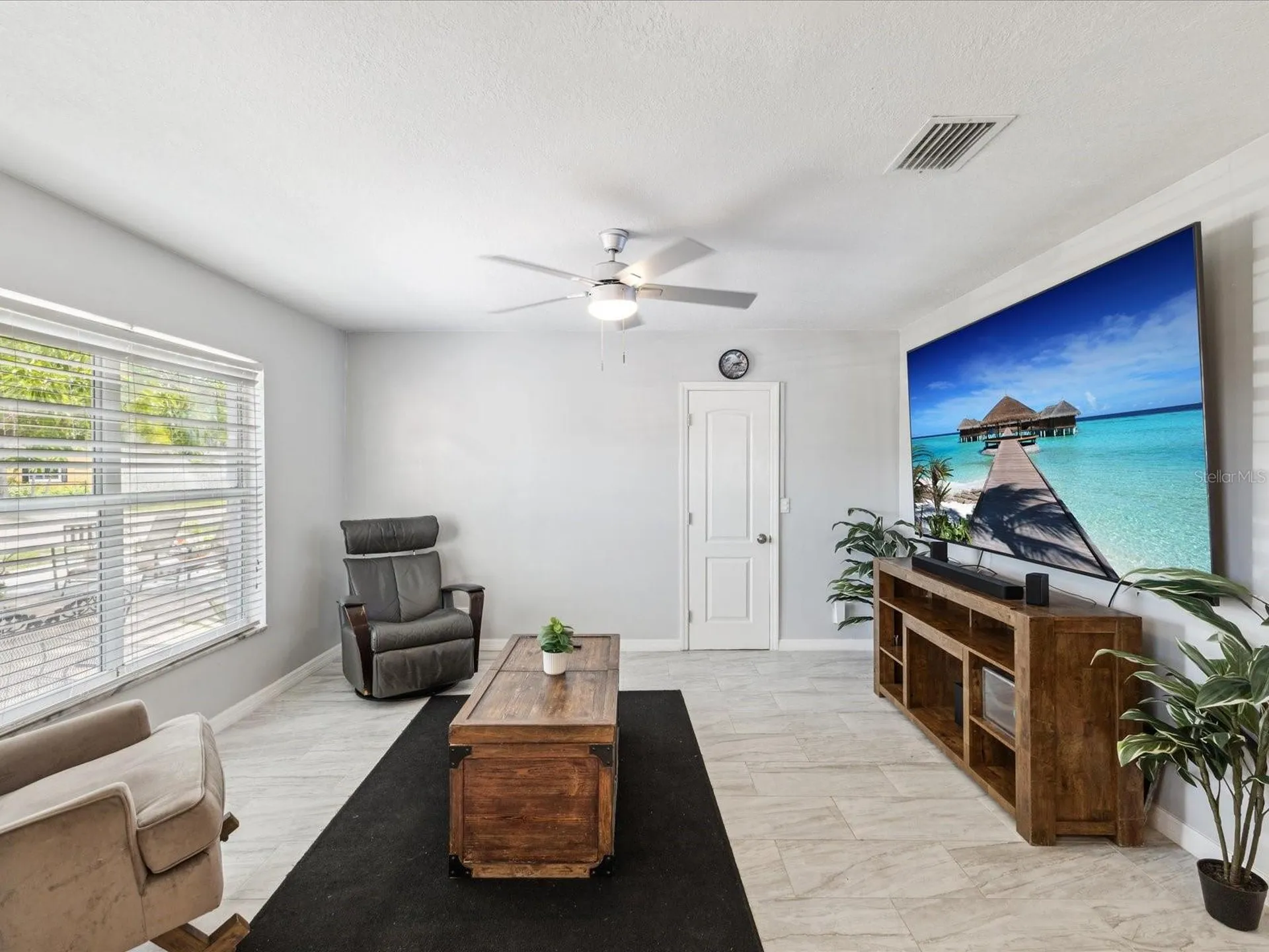 6518 S West Shore Circle Tampa FL 33616