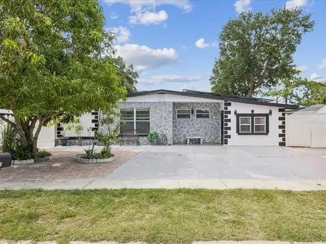 6518 S West Shore Circle Tampa FL 33616