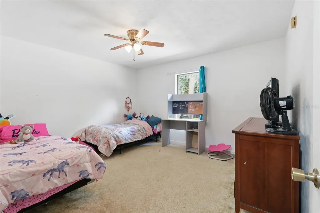173 Little Orange Lake Drive Hawthorne FL 32640