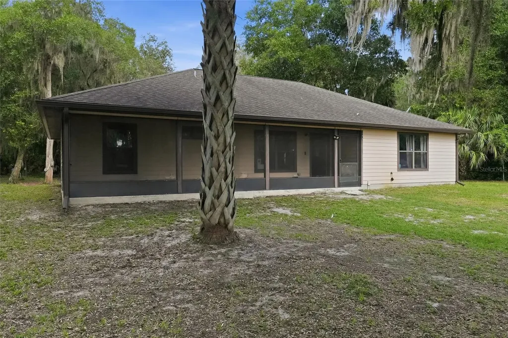 173 Little Orange Lake Drive Hawthorne FL 32640