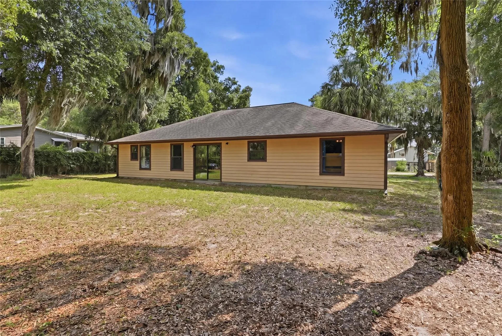 173 Little Orange Lake Drive Hawthorne FL 32640