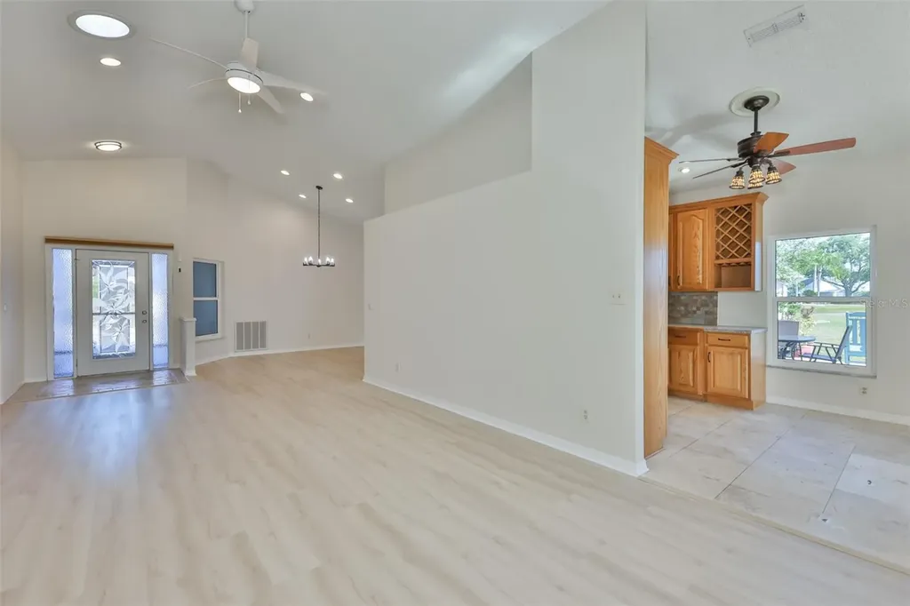 235 Linger Lane Sun City Center FL 33573
