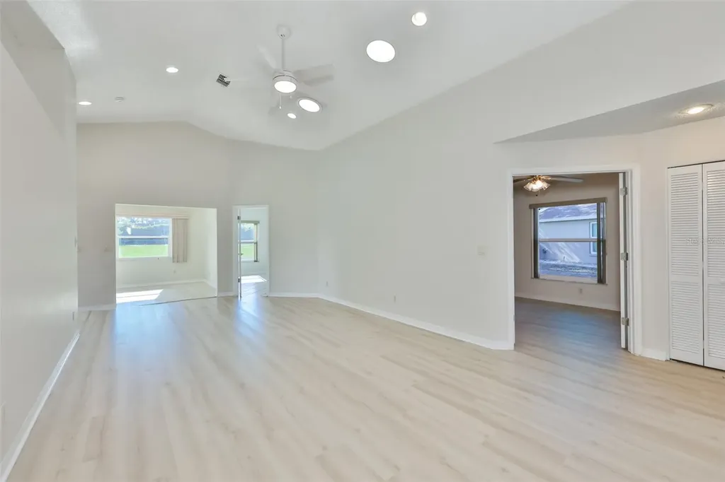 235 Linger Lane Sun City Center FL 33573