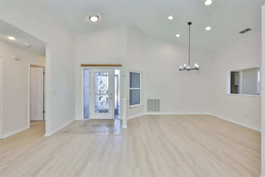 235 Linger Lane Sun City Center FL 33573