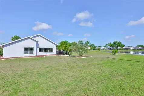 235 Linger Lane Sun City Center FL 33573