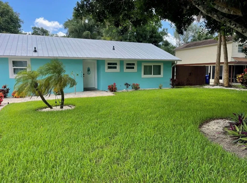 1616 24th Avenue Vero Beach FL 32960