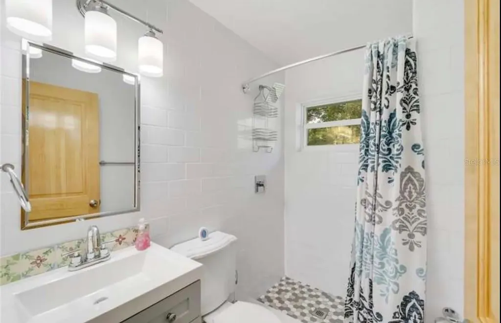 1616 24th Avenue Vero Beach FL 32960