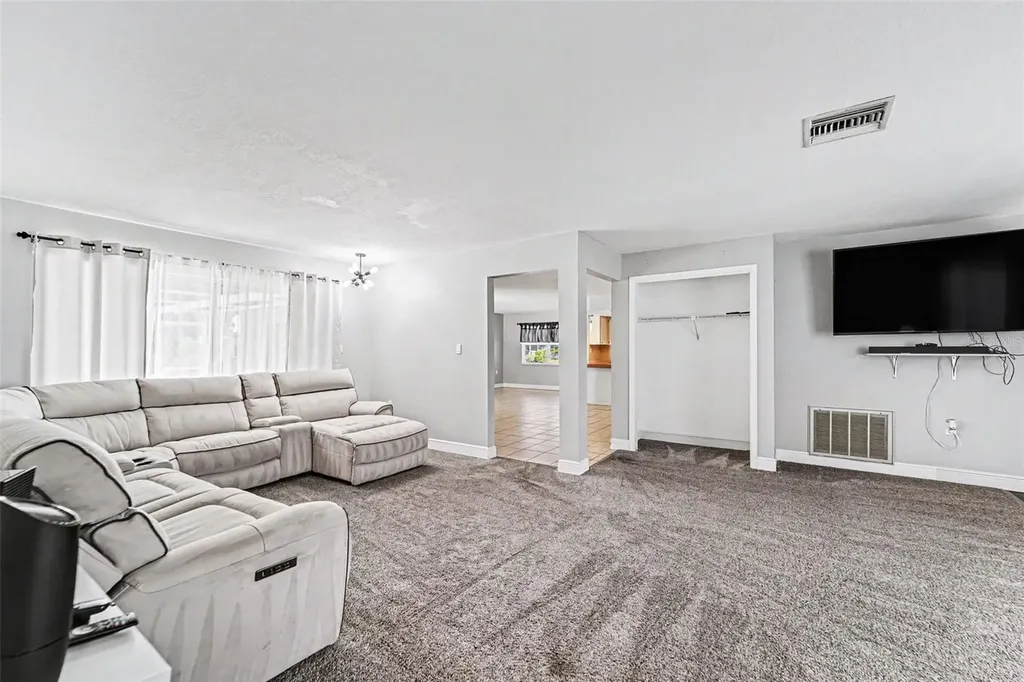 8040 Saybrook Drive Port Richey FL 34668