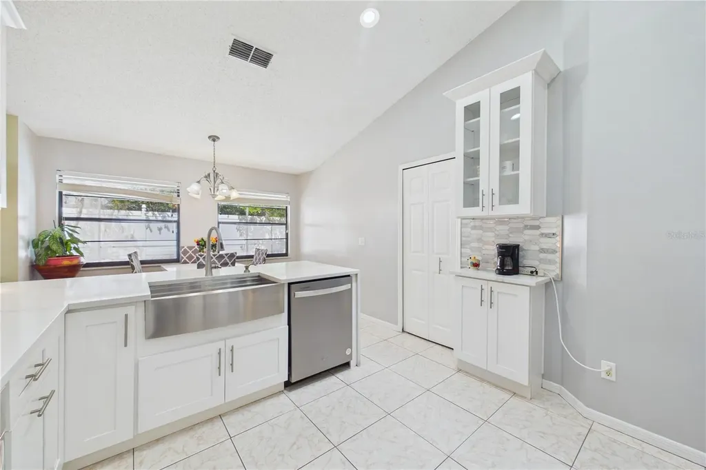 4386 Wyndcliff Circle Orlando FL 32817