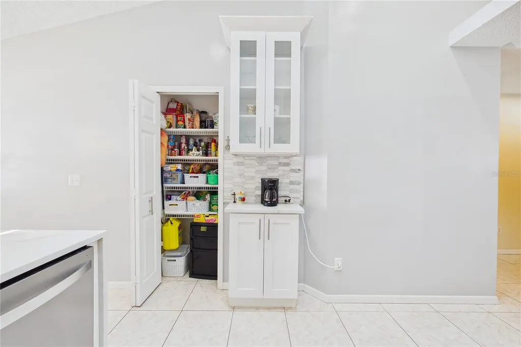 4386 Wyndcliff Circle Orlando FL 32817
