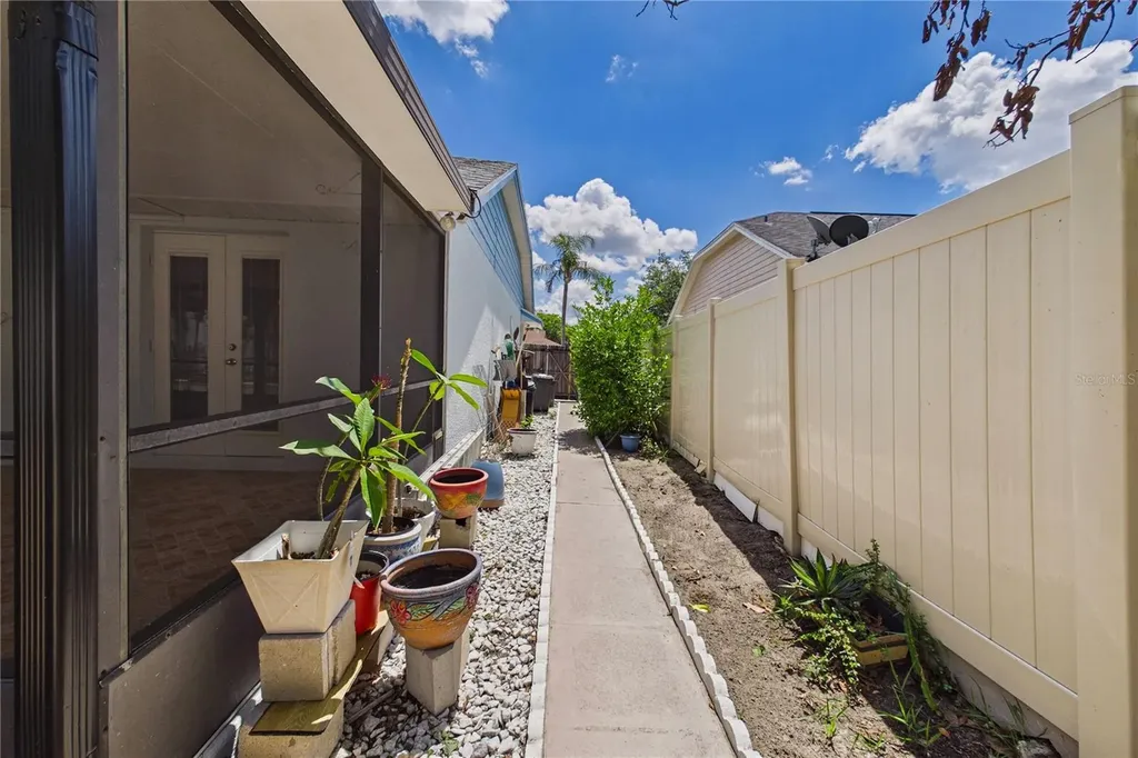 4386 Wyndcliff Circle Orlando FL 32817