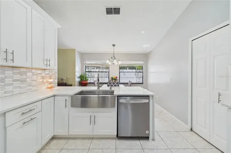4386 Wyndcliff Circle Orlando FL 32817