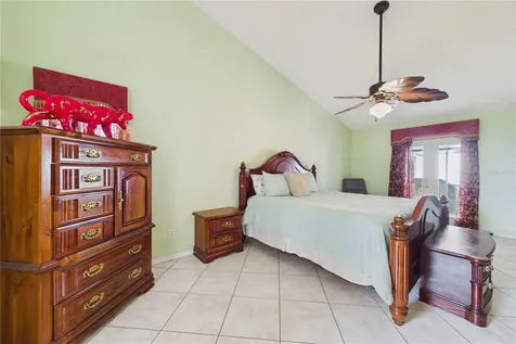 4386 Wyndcliff Circle Orlando FL 32817