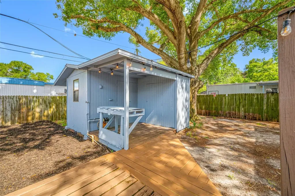 5044 Betty Street N St Petersburg FL 33709