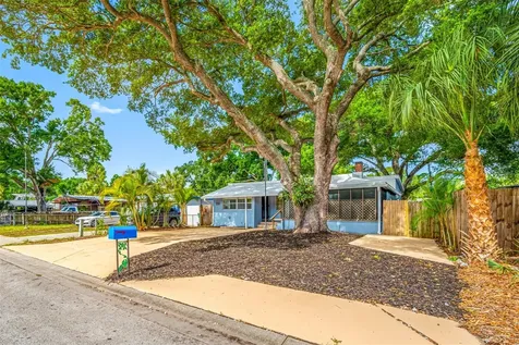 5044 Betty Street N St Petersburg FL 33709