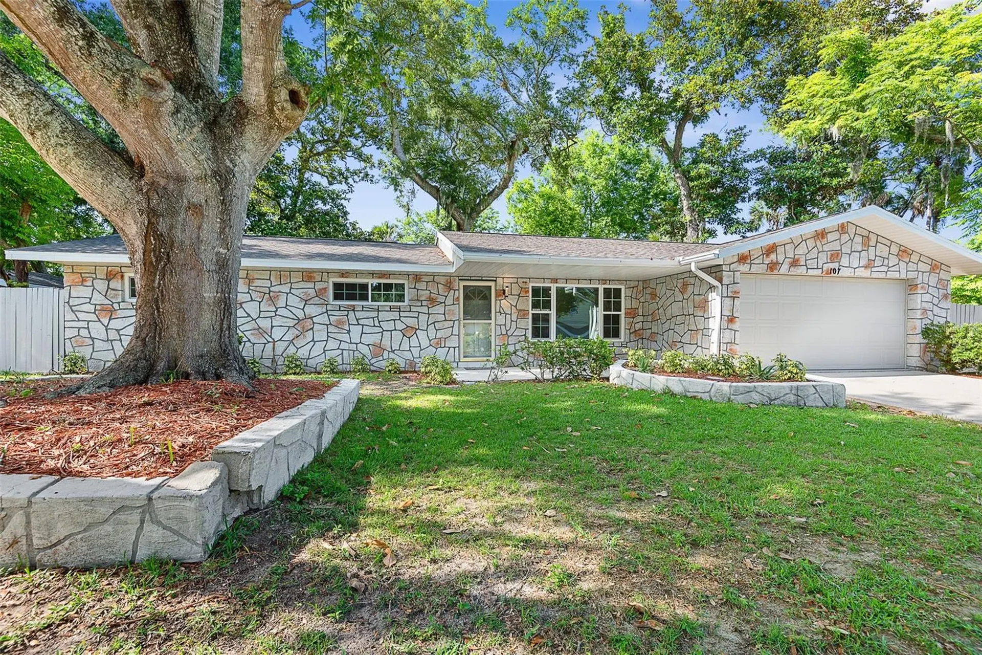 107 Wimbledon Court Port Orange FL 32127