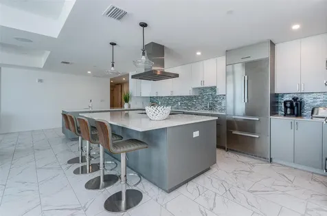 15 Avalon Street Clearwater Beach FL 33767