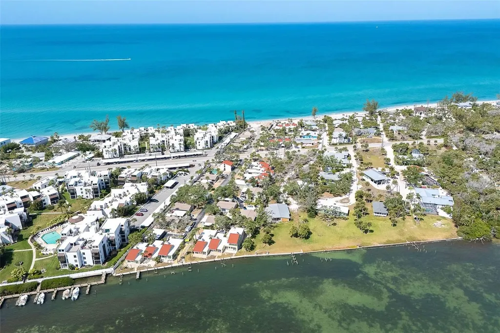 2980 N Beach Road Englewood FL 34223