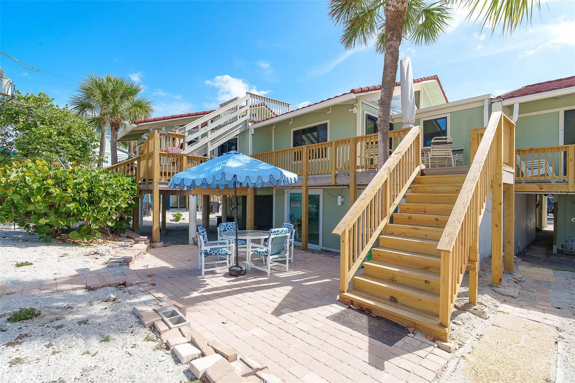 2980 N Beach Road Englewood FL 34223
