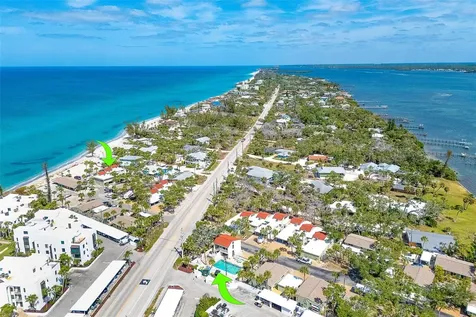 2980 N Beach Road Englewood FL 34223