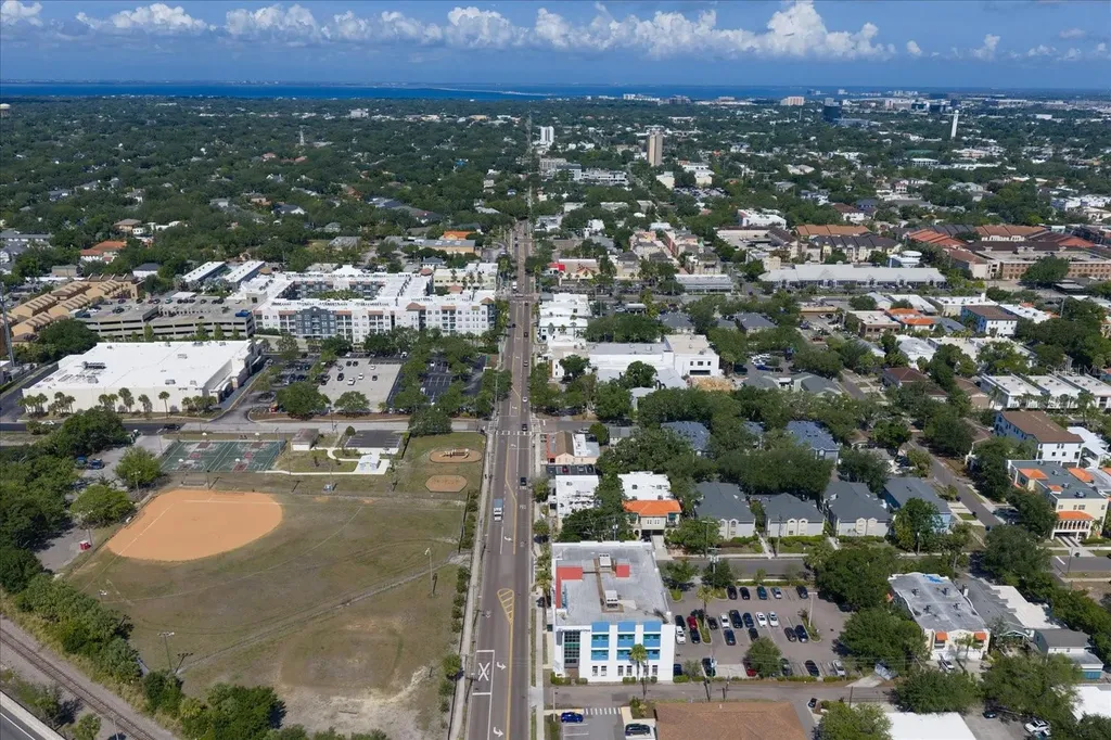 606 S Albany Avenue Tampa FL 33606