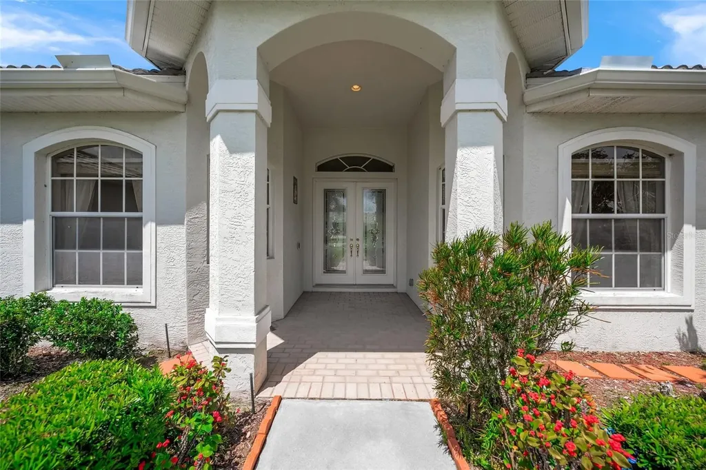 9043 Misty Creek Drive Sarasota FL 34241