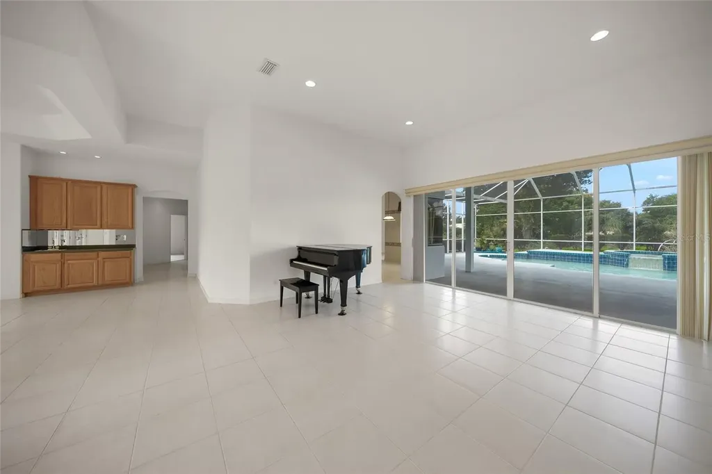 9043 Misty Creek Drive Sarasota FL 34241
