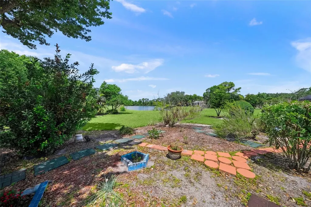 9043 Misty Creek Drive Sarasota FL 34241