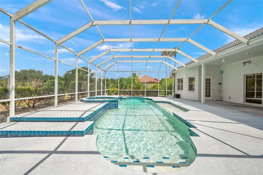 9043 Misty Creek Drive Sarasota FL 34241