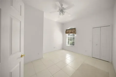 9043 Misty Creek Drive Sarasota FL 34241