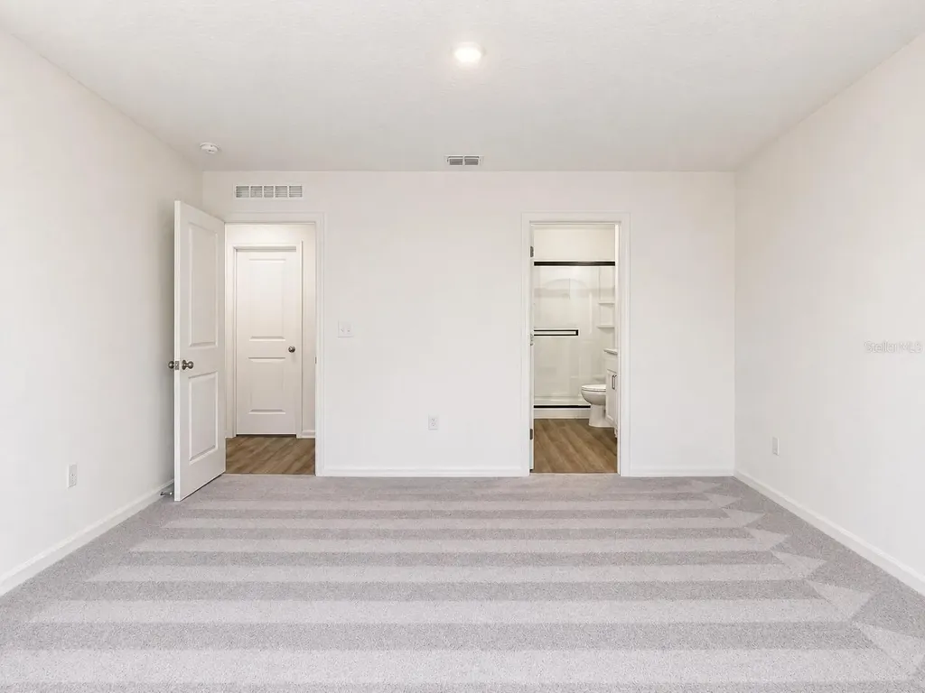 2093 Golden Beak Drive Eagle Lake FL 33839