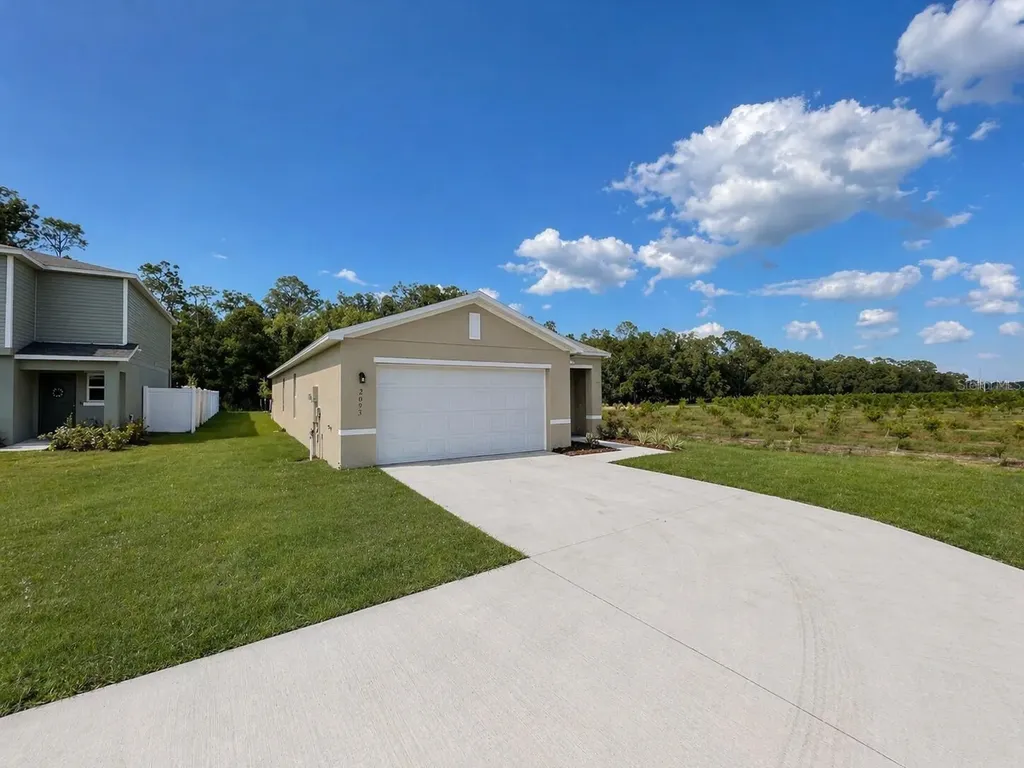 2093 Golden Beak Drive Eagle Lake FL 33839