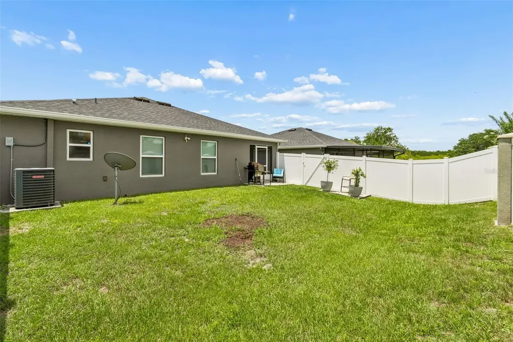 236 Foxtail Loop Davenport FL 33837