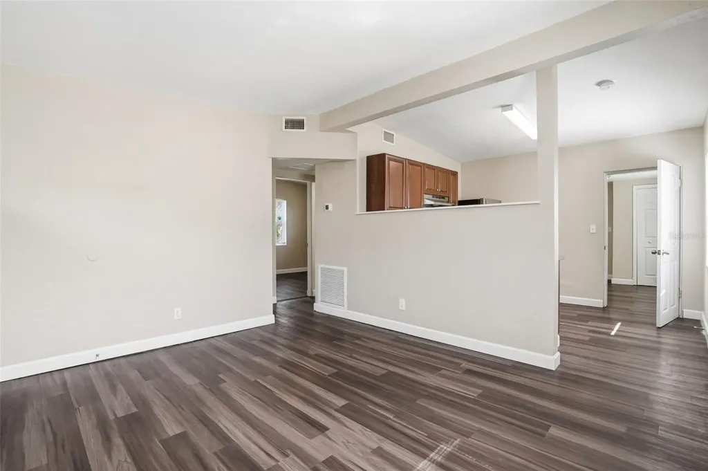 4826 S 8th Avenue S St Petersburg FL 33711