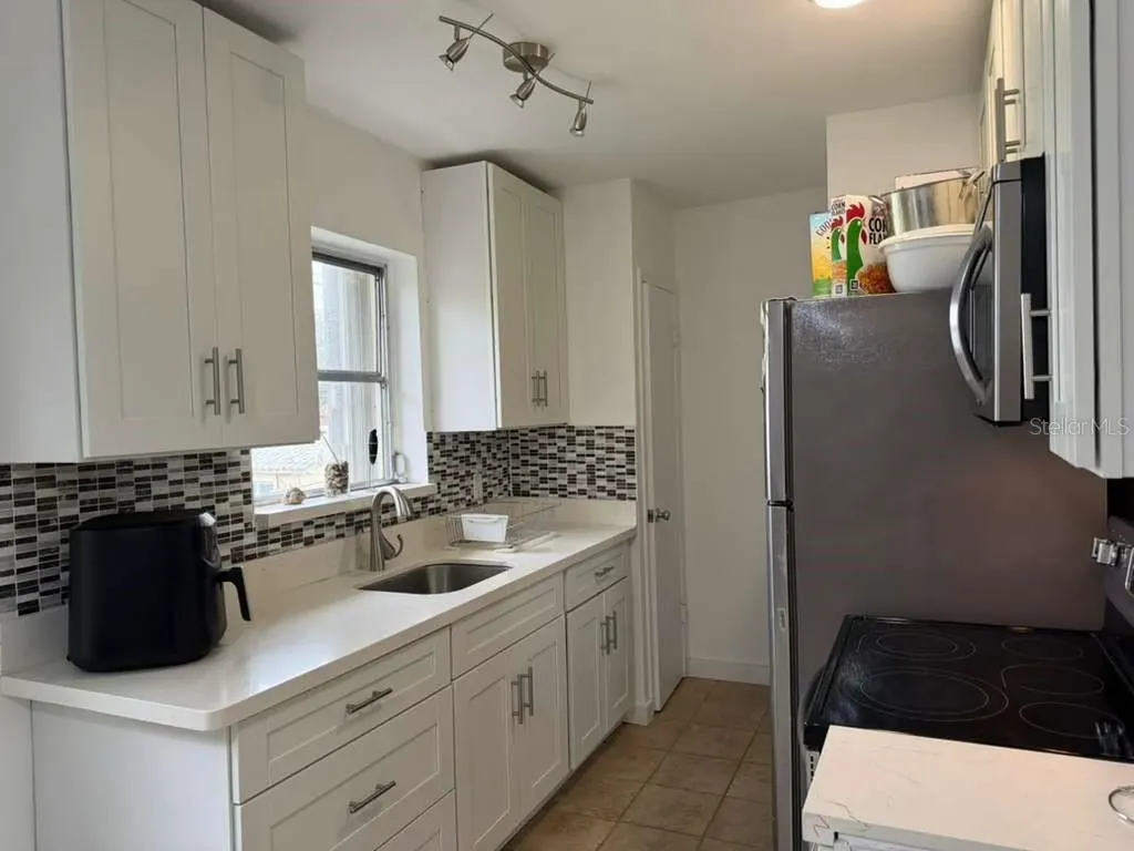 1710 Mckinley Street Hollywood FL 33020