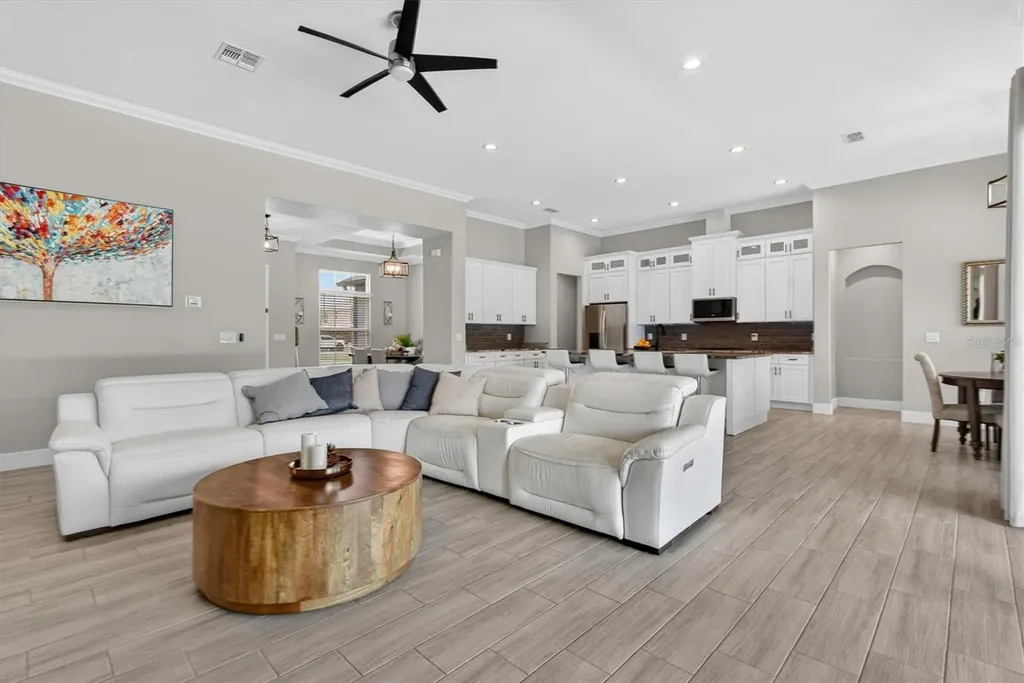 3115 Cavalier Avenue Orlando FL 32833
