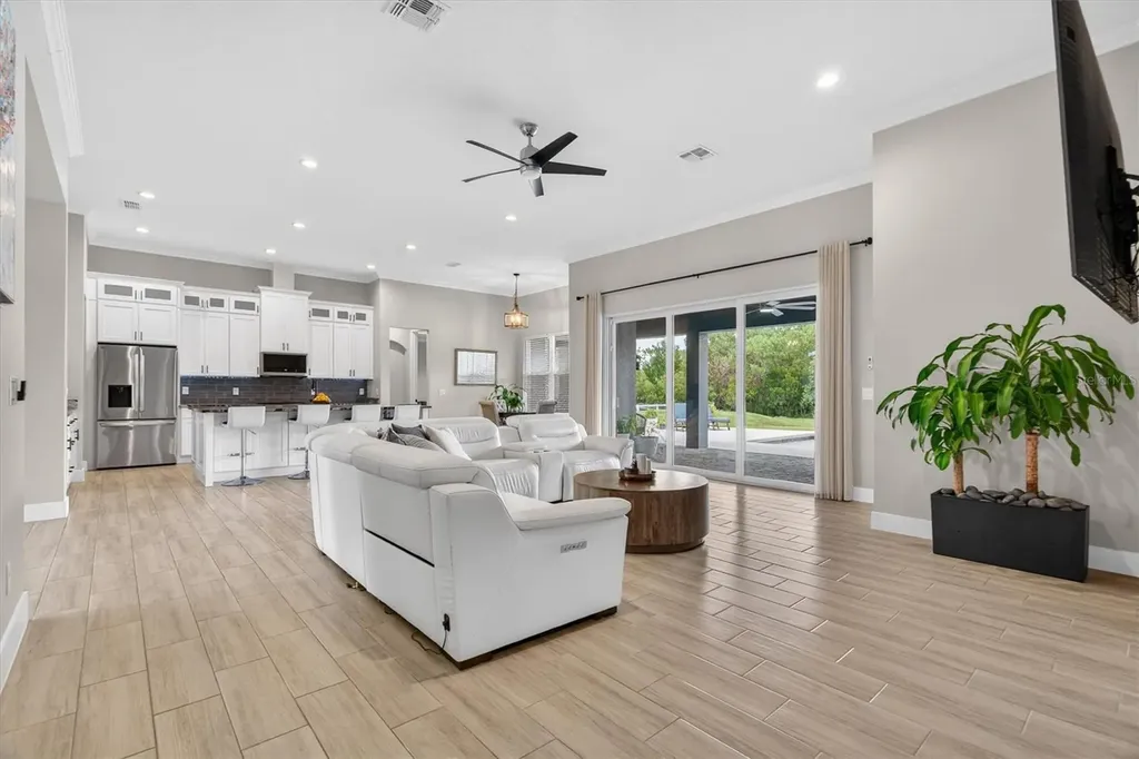 3115 Cavalier Avenue Orlando FL 32833